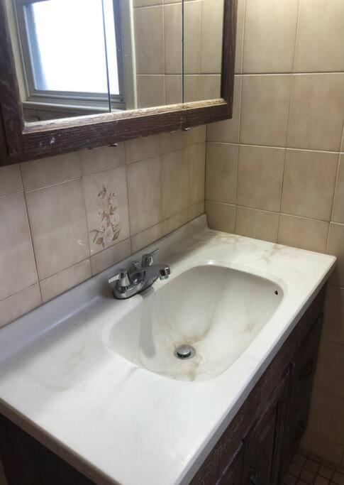 Apartment Private House With 4 Bedrooms And 2 Bathrooms And Direct Nyc Manhattan Train Only 10 Minute Walk Away